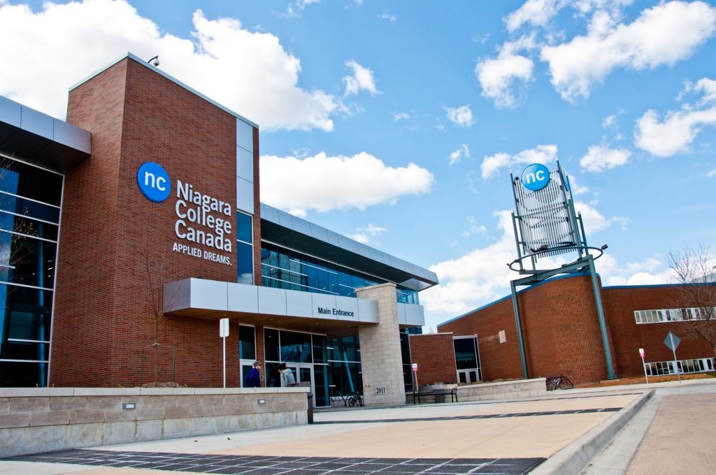Niagara College 尼加拉學院 Campus