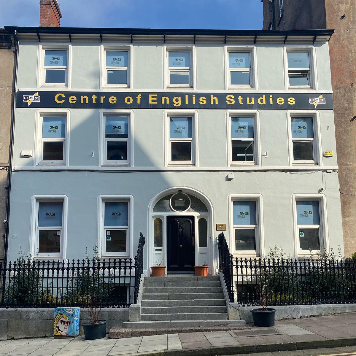 2026 CES 語言學校 最新優惠全解析|英國、愛爾蘭、加拿大遊學折扣+住宿方案一次看