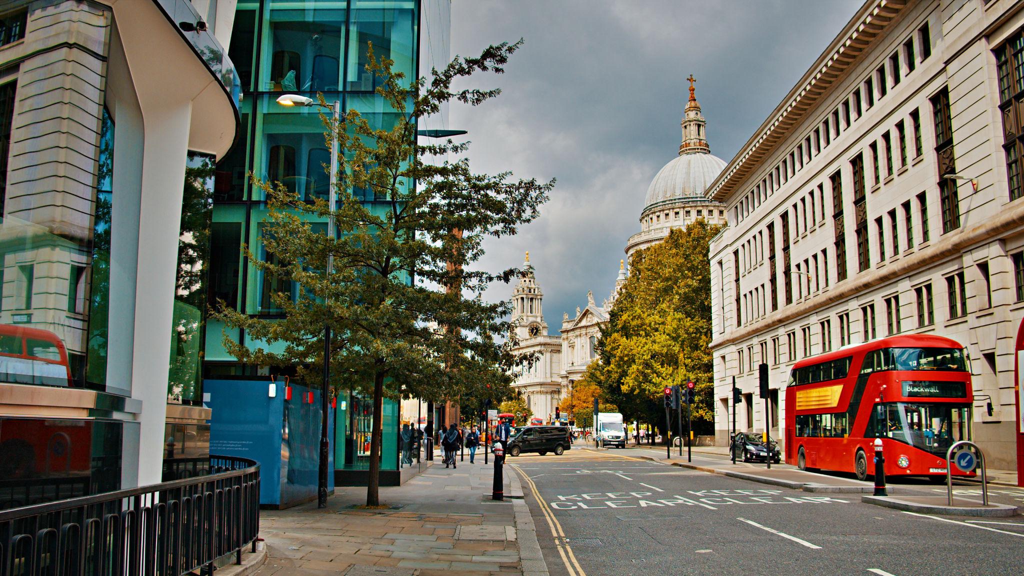 2026 CES 語言學校 最新優惠全解析|英國、愛爾蘭、加拿大遊學折扣+住宿方案一次看